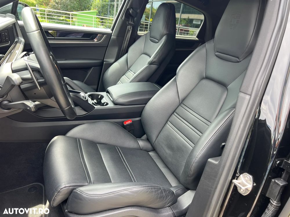 Porsche Cayenne S - 8