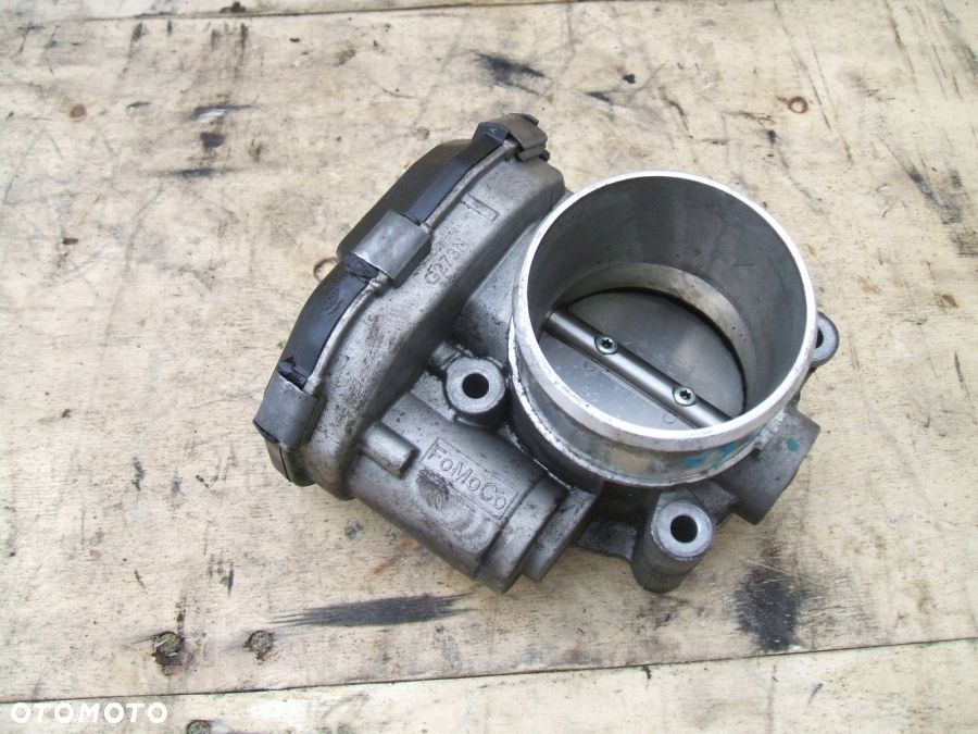 FORD MUSTANG VI 2.3 PRZEPUSTNICA GB8E-9F991-BC - 1