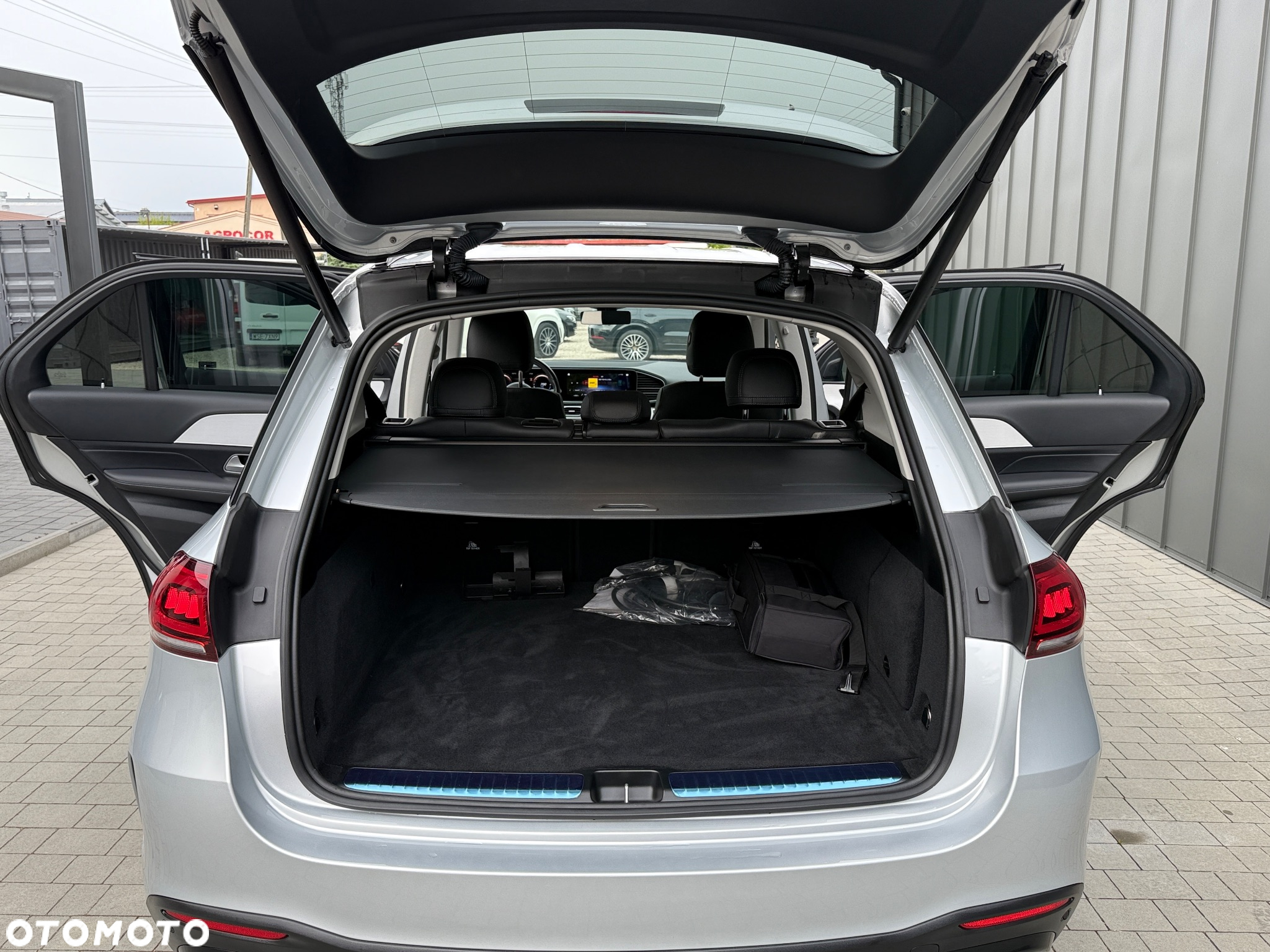 Mercedes-Benz GLE 350 e 4-Matic - 9