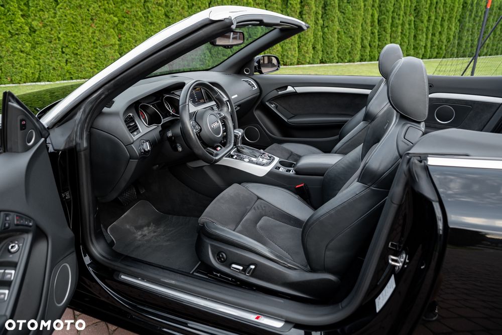Audi A5 Cabrio - 15