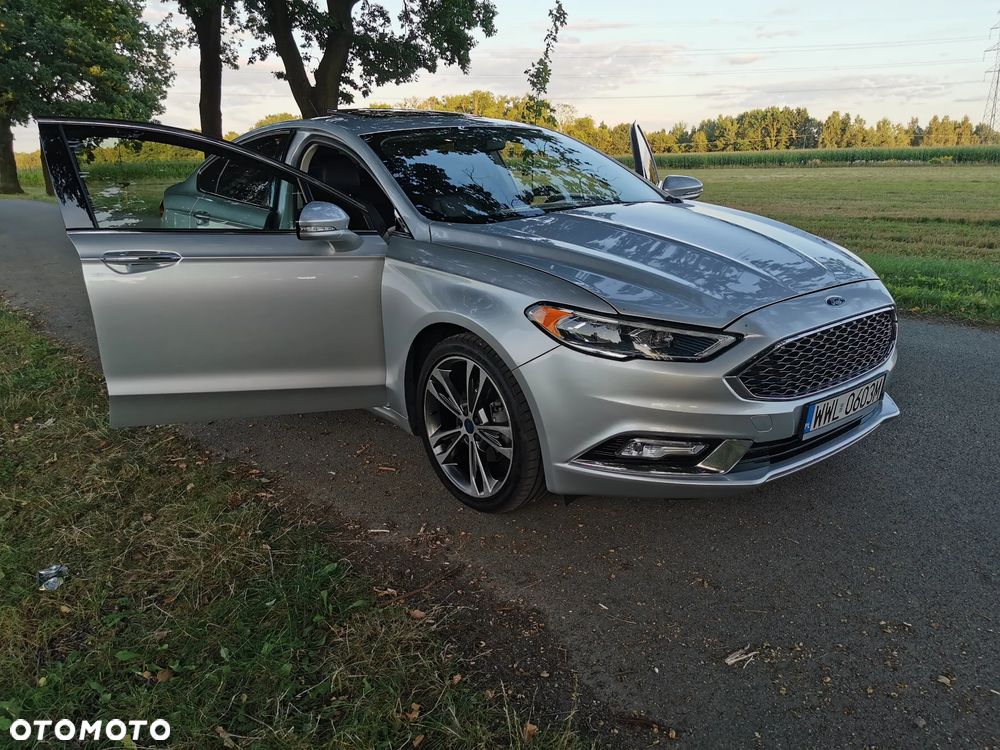 Ford Fusion 2.0 EcoBoost Titanium - 13