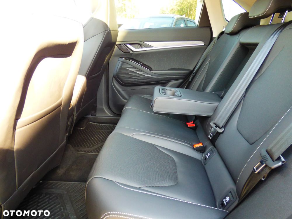 JAC JS6 DCT - 13