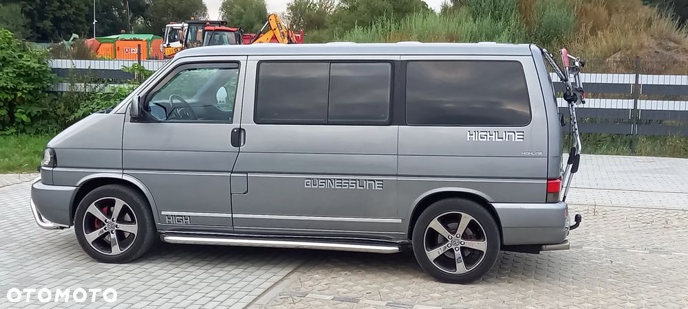 Volkswagen Caravelle - 5