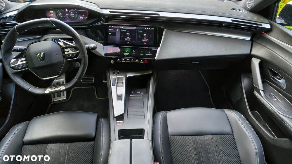 Peugeot 308 - 40