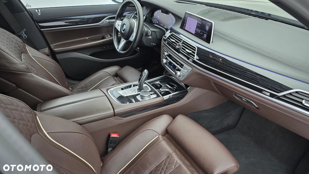 BMW Seria 7 - 24