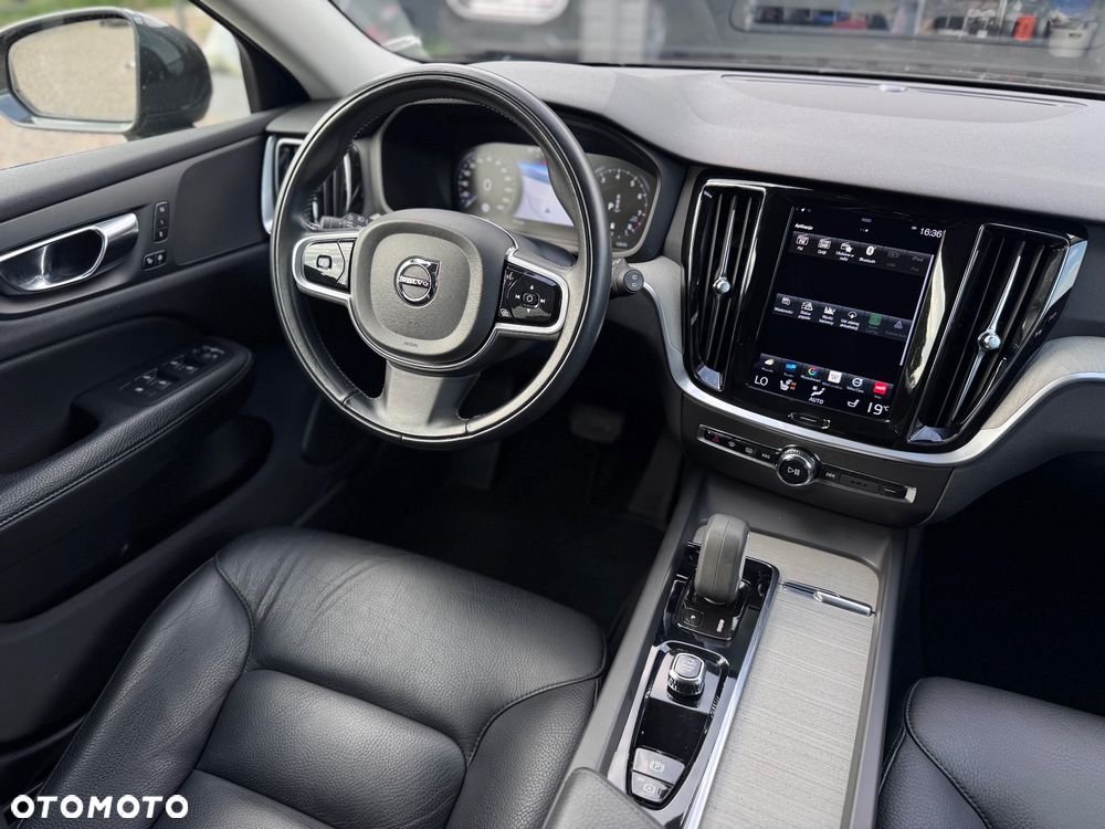 Volvo V60 Cross Country B5 B AWD Geartronic Pro - 22