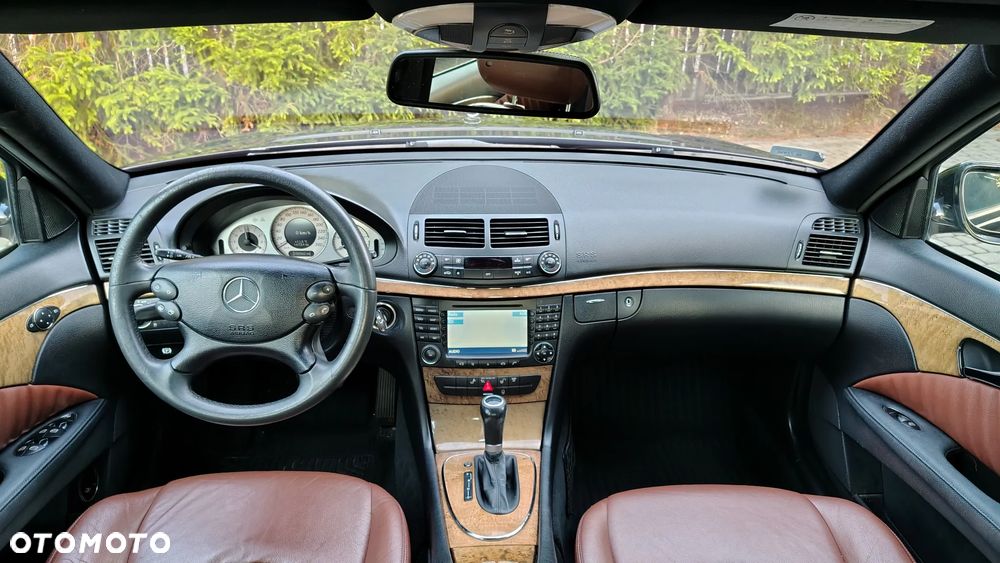 Mercedes-Benz Klasa E - 18