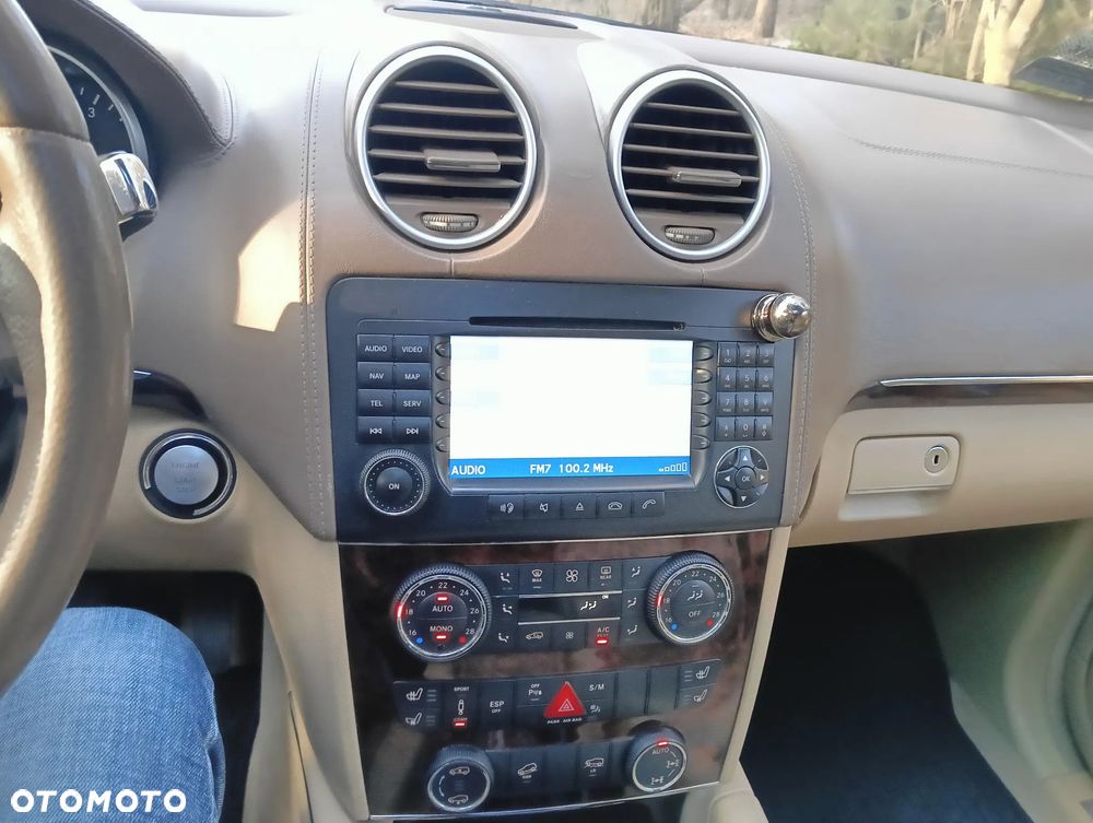 Mercedes-Benz GL 420 CDI - 12