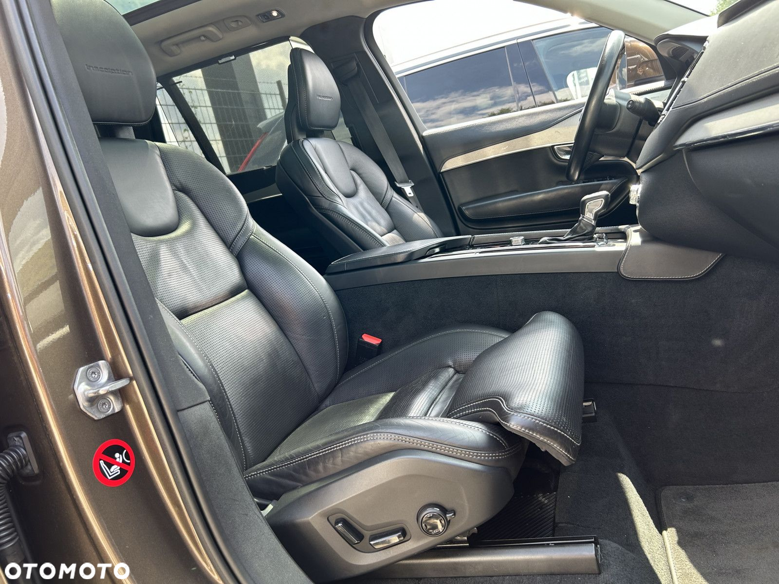 Volvo XC 90 - 23
