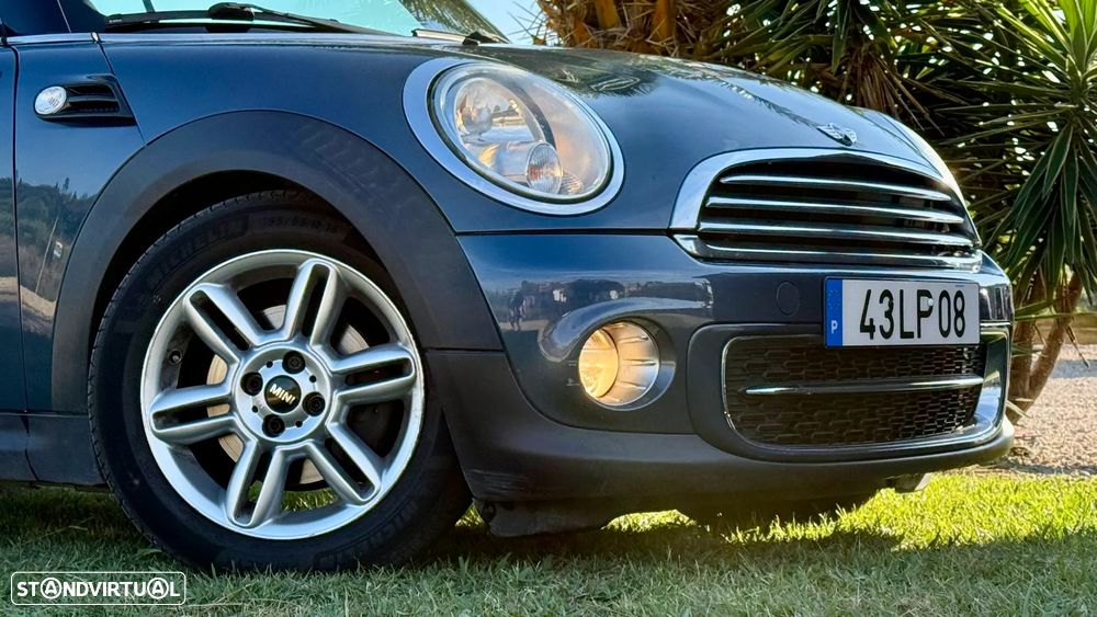 MINI Cabrio Cooper D - 1