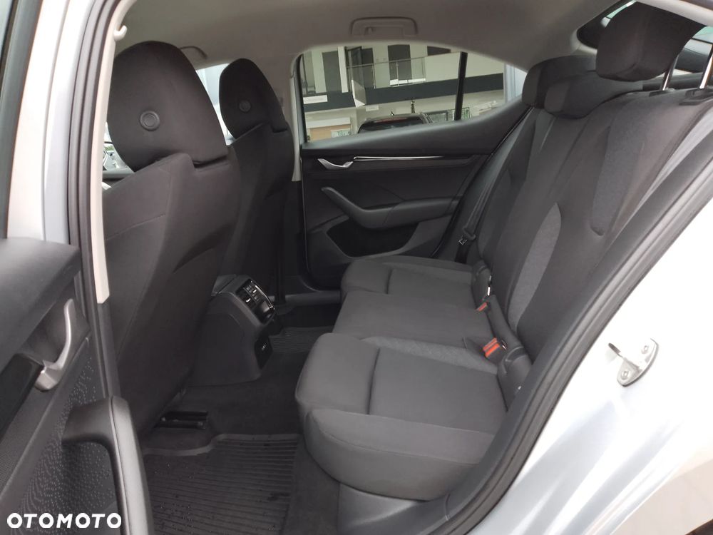 Skoda Octavia 1.5 TSI Essence - 20