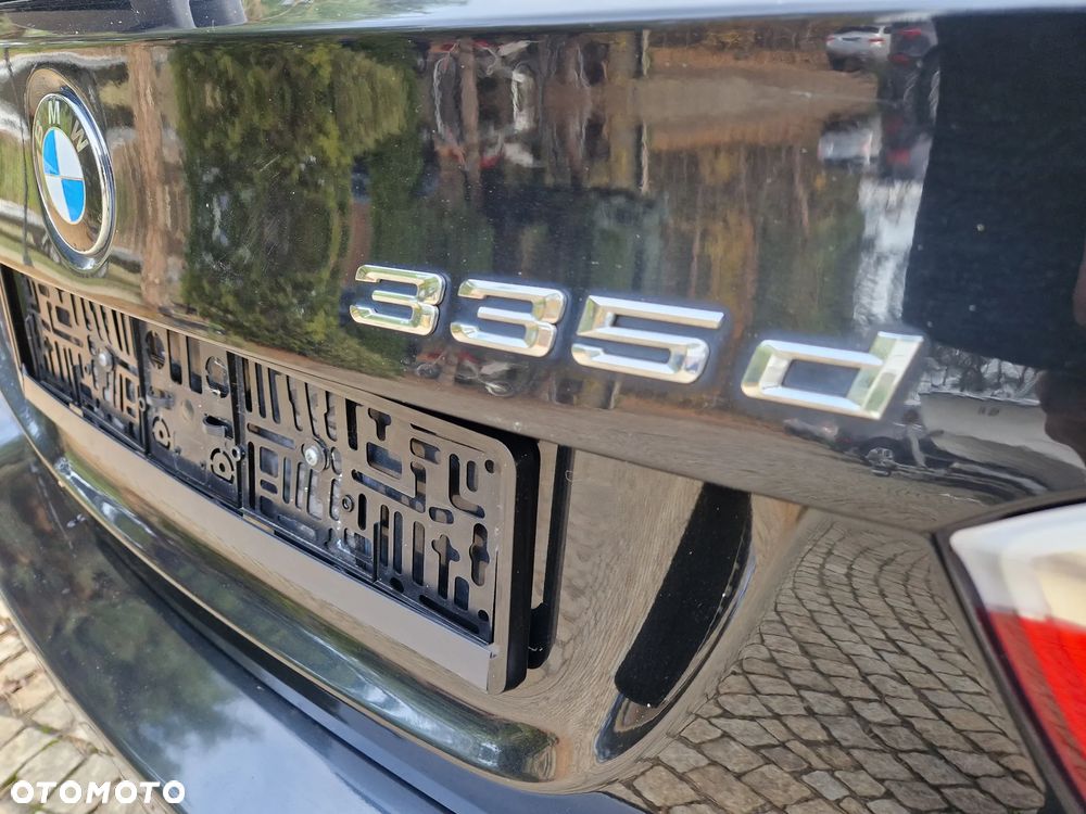 BMW Seria 3 335d DPF Edition Sport - 15