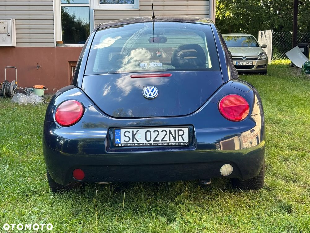 Volkswagen New Beetle 2.0 - 5