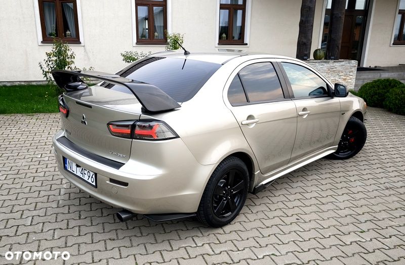 Mitsubishi Lancer - 37