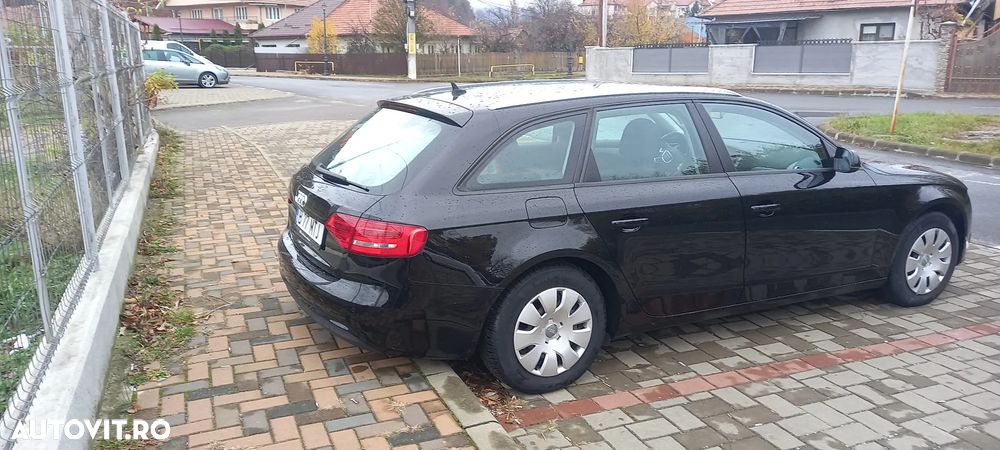 Audi A4 Avant 2.0 TDI quattro Stronic - 6