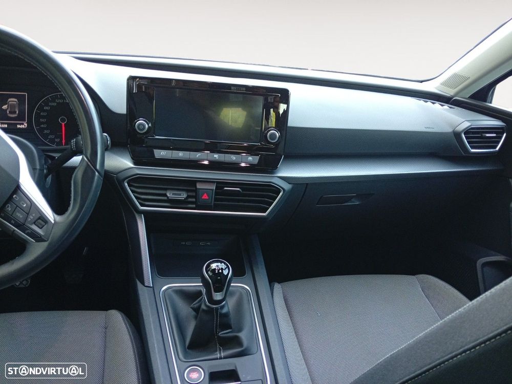 SEAT Leon ST 1.0 TSI Style — fotografia 11