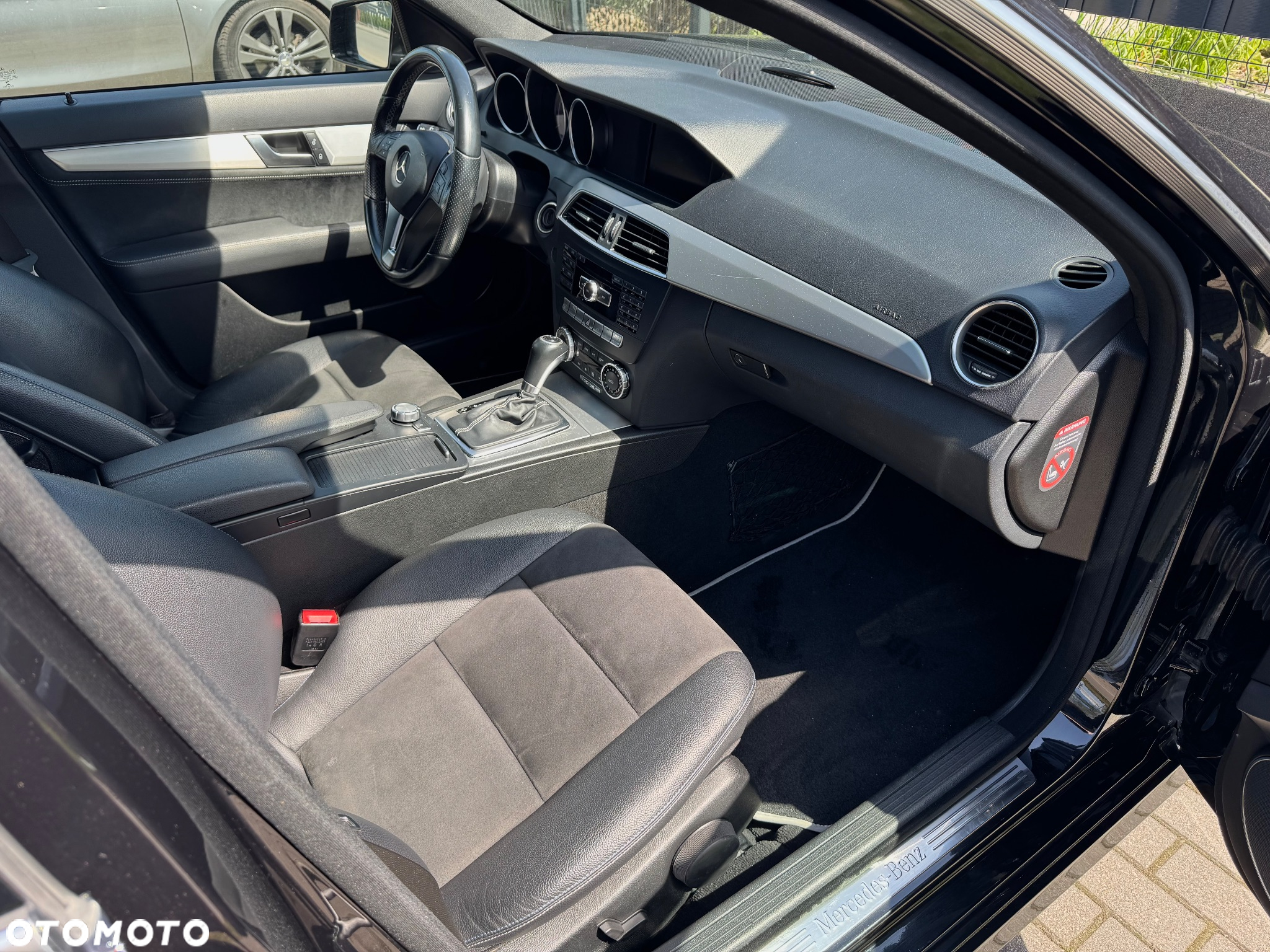 Mercedes-Benz Klasa C 220 d 4Matic T 7G-TRONIC AMG Line - 9