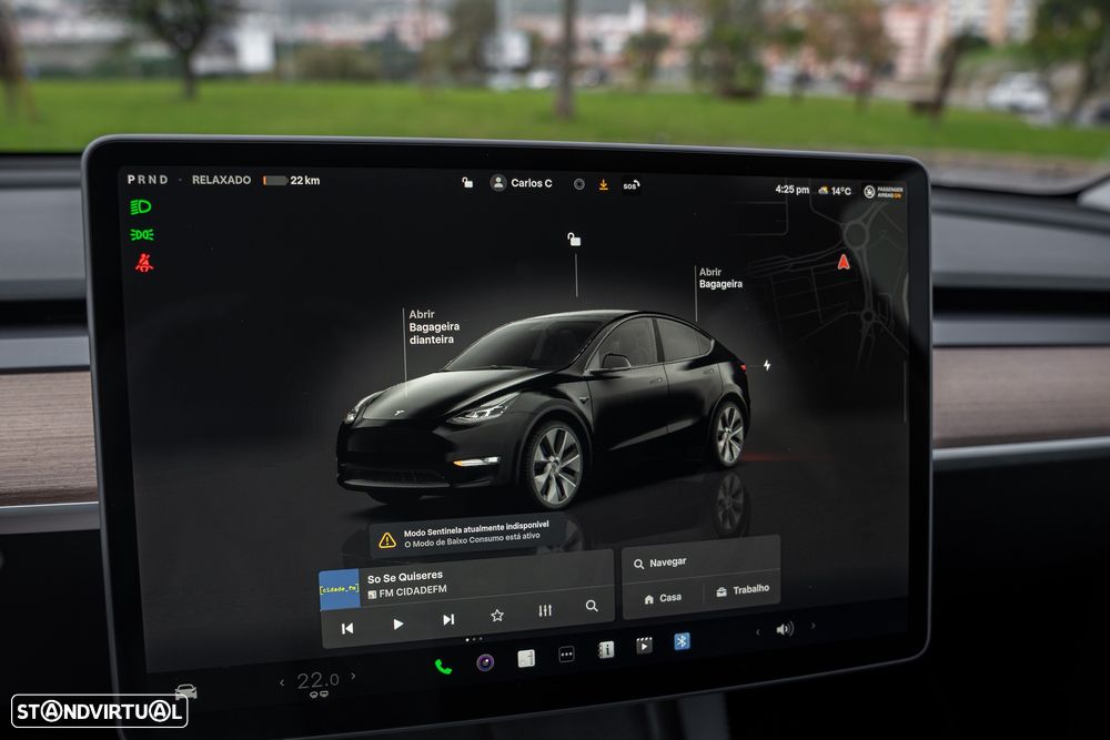 Tesla Model Y Long Range Dual Motor AWD - 32