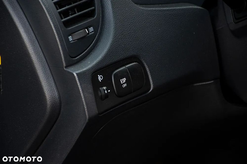 Kia Sportage 2.0 2WD Attract - 34