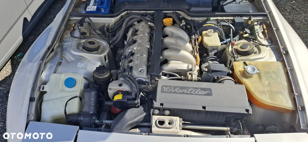 Porsche 944 3.0 S2 - 35