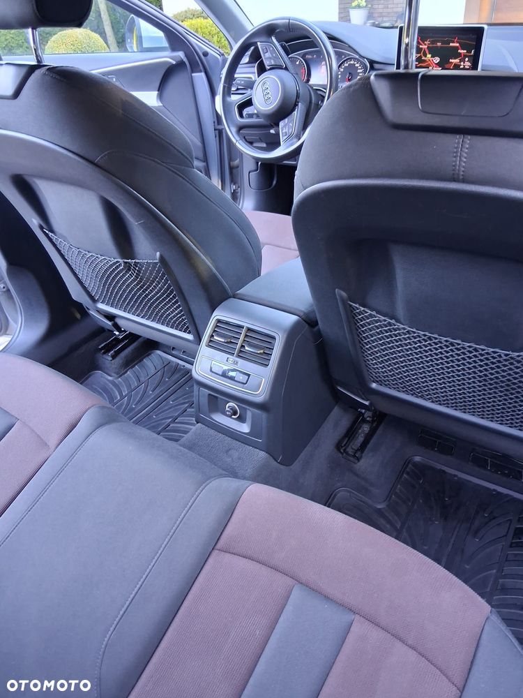 Audi A4 Avant - 10