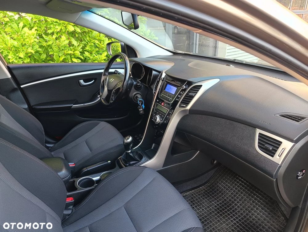 Hyundai i30 - 16