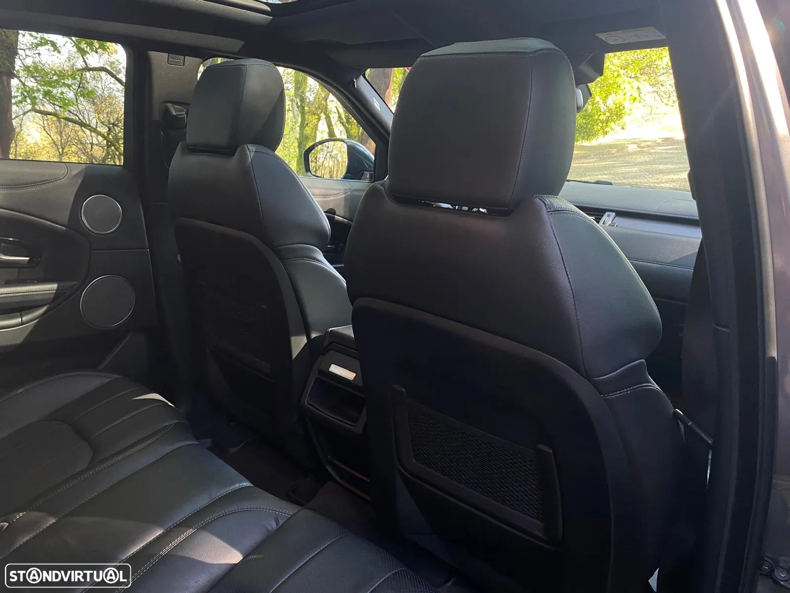 Land Rover Range Rover Evoque 2.0 D180 AWD R-Dynamic HSE Auto - 23