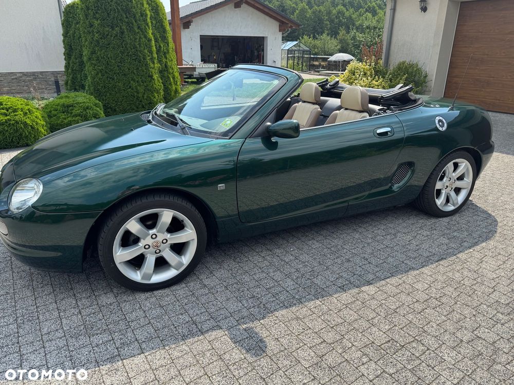 MG MGF - 8