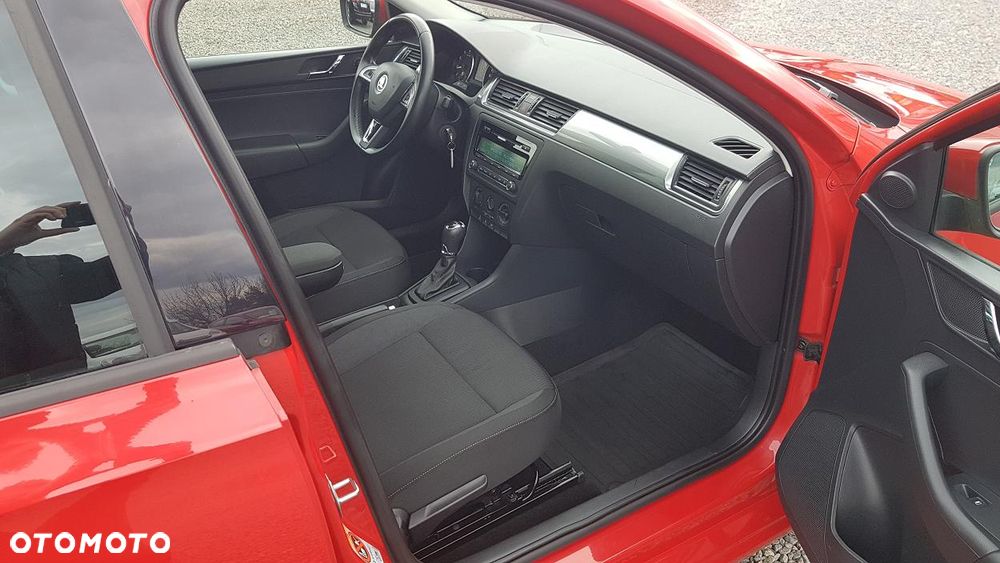 Skoda RAPID 1.4 TSI DSG Ambition - 27