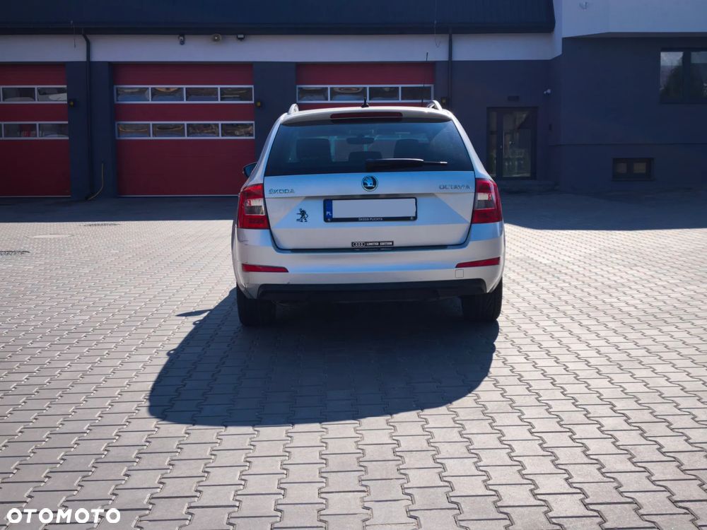 Skoda Octavia 2.0 TDI Ambition DSG EU6 - 12