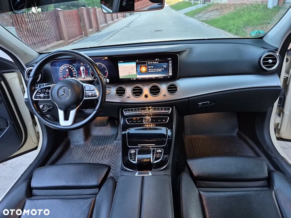 Mercedes-Benz Klasa E 220 d 9G-TRONIC - 6