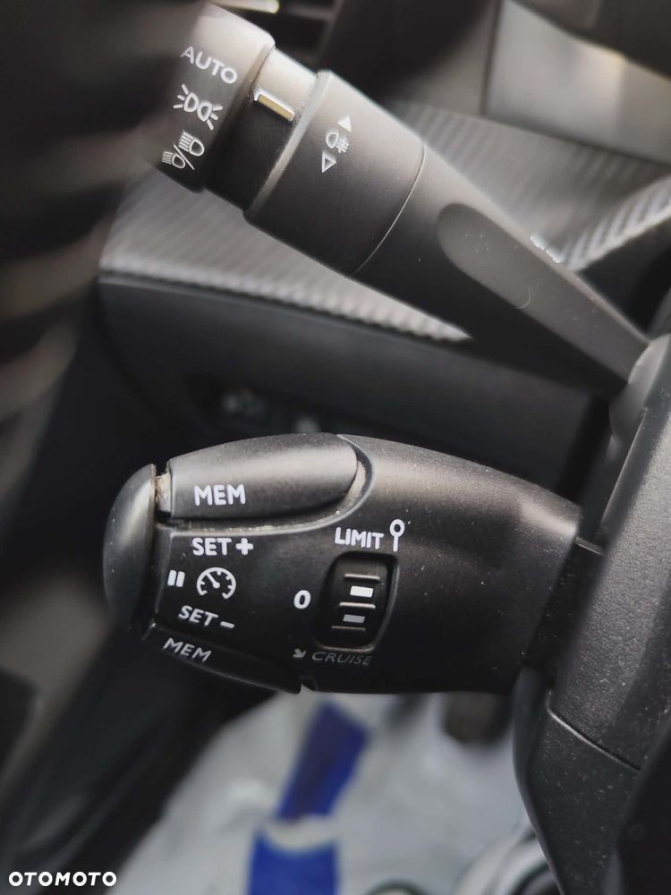 Peugeot 208 PureTech 110 Stop & Start Allure - 34