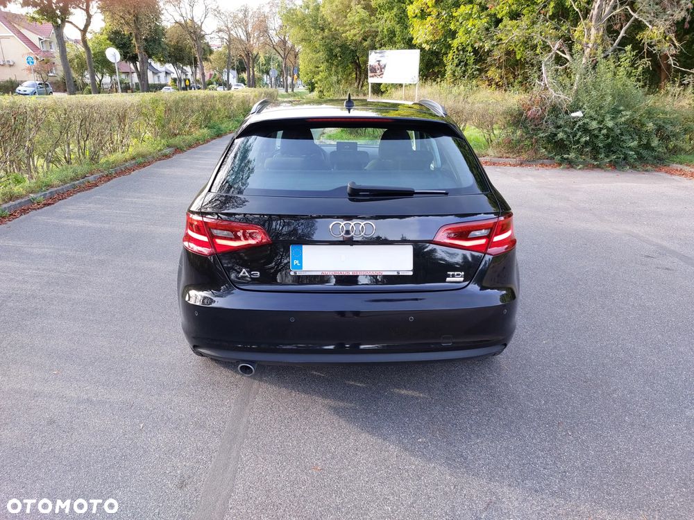 Audi A3 Sportback 1.6 TDI ultra Attraction - 5