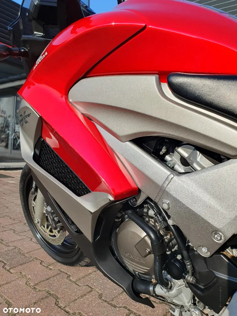 Honda VFR - 4