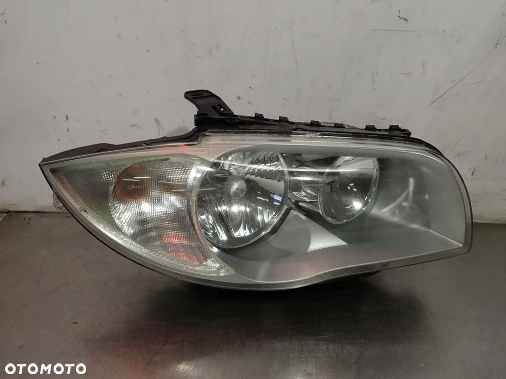 LAMPA PRAWA PRZEDNIA BMW E87 - 1