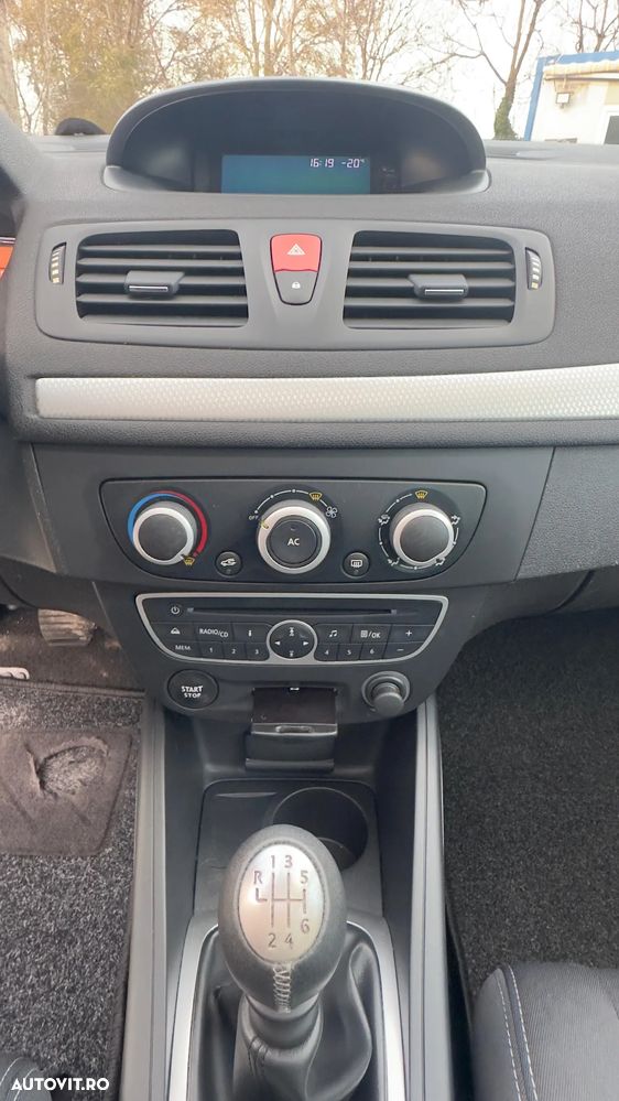 Renault Megane TCe 130 Dynamique - 26