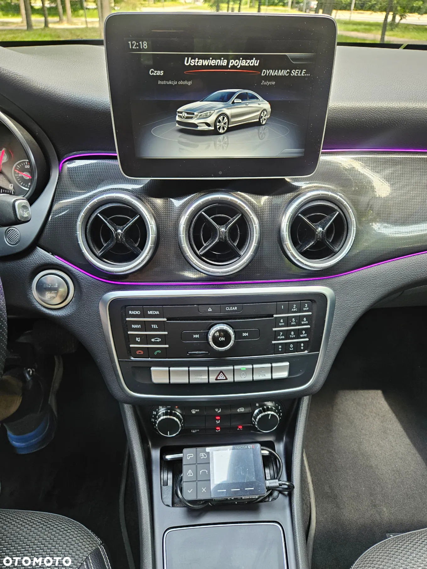 Mercedes-Benz CLA 180 7G-DCT Urban - 21