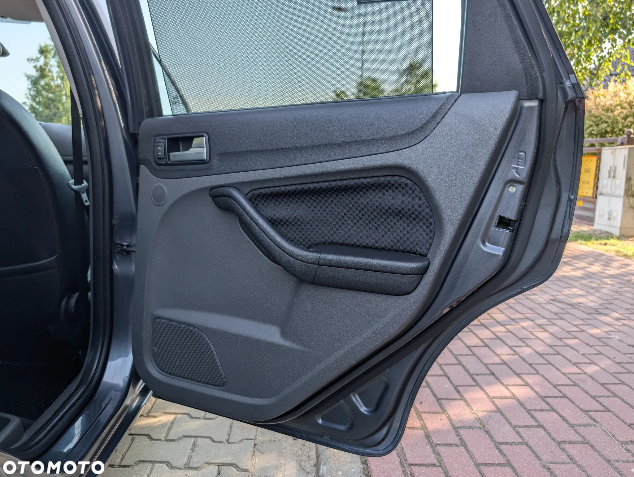 Ford Focus 1.6 16V Ghia - 26