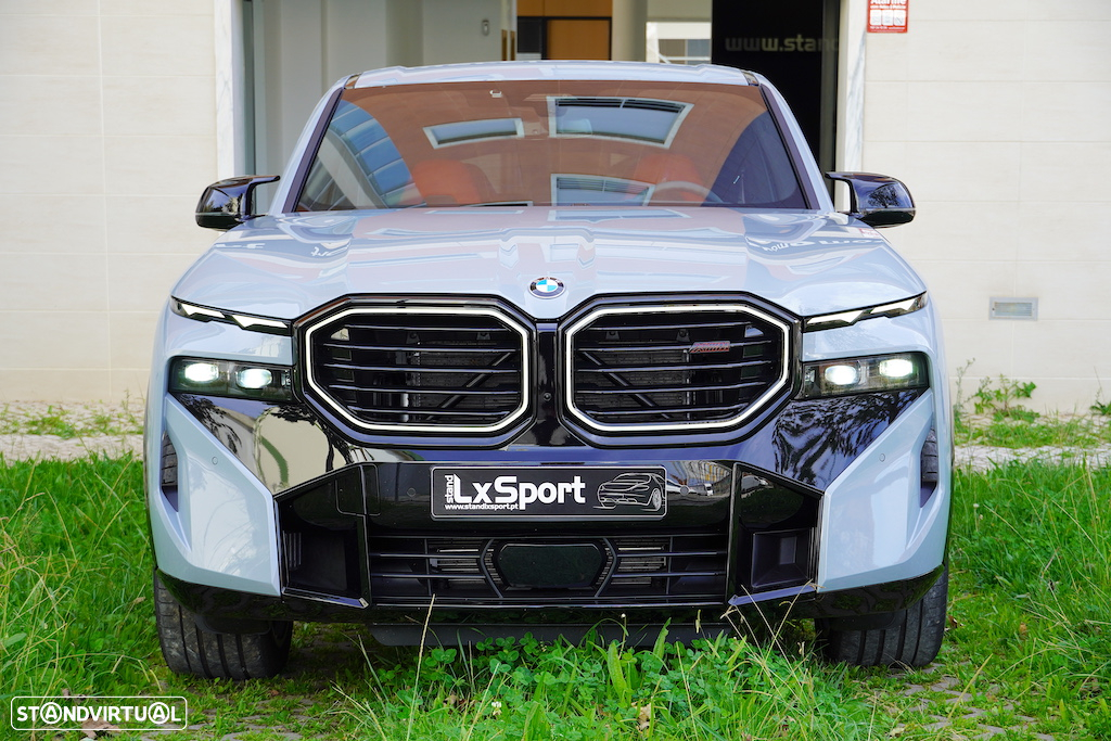 BMW XM Label Red - 11
