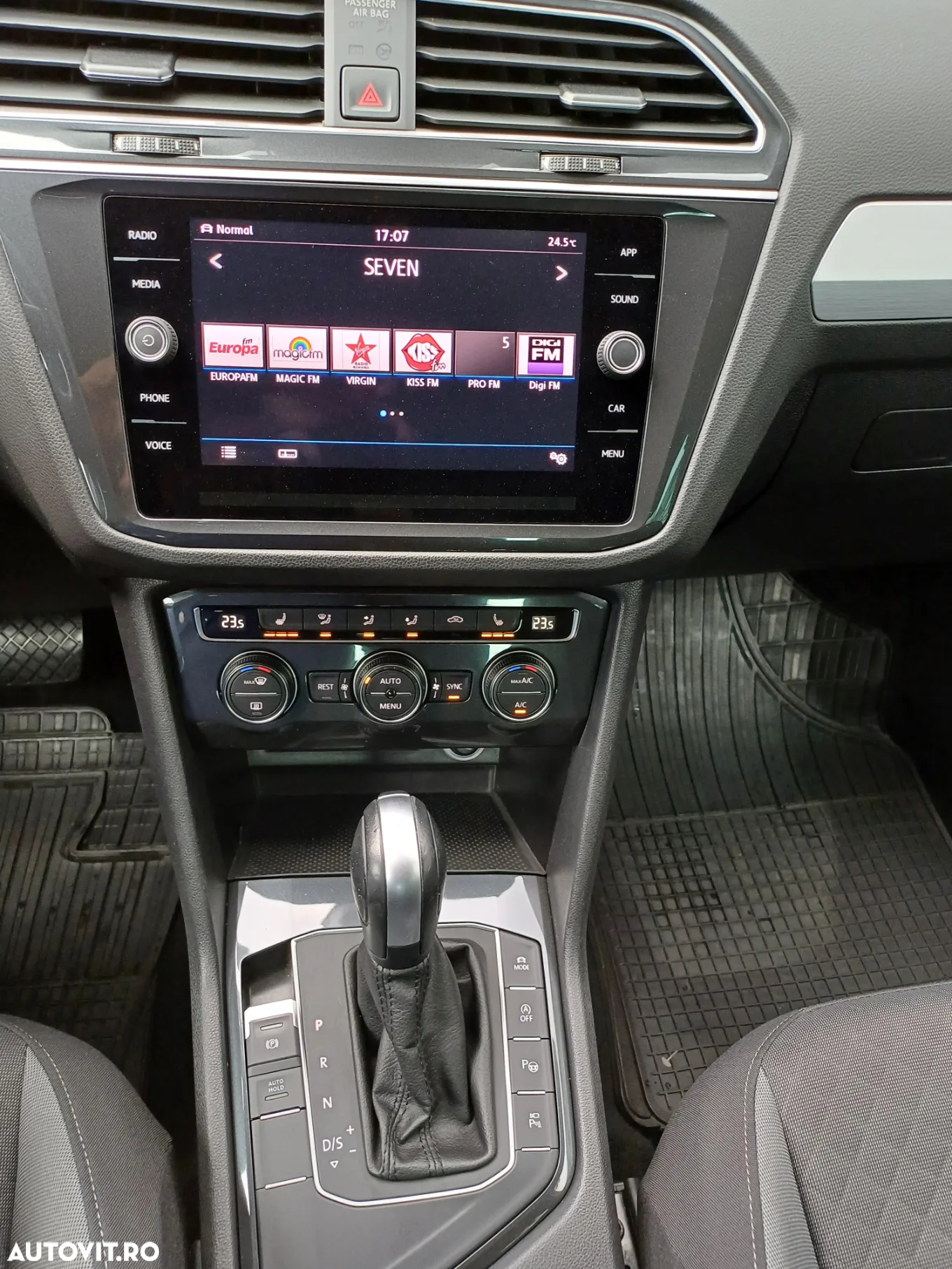 Volkswagen Tiguan 1.5 TSI ACT DSG Comfortline - 12