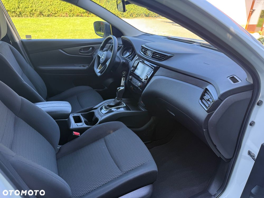 Nissan Qashqai - 24