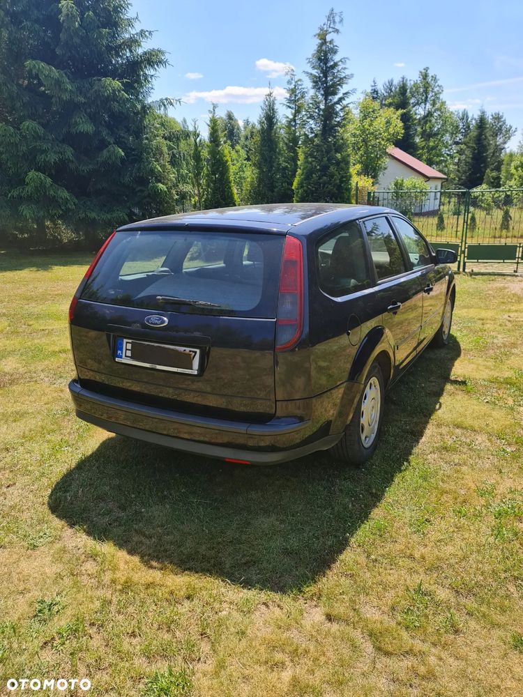 Ford Focus 1.6 TDCi Ambiente - 4
