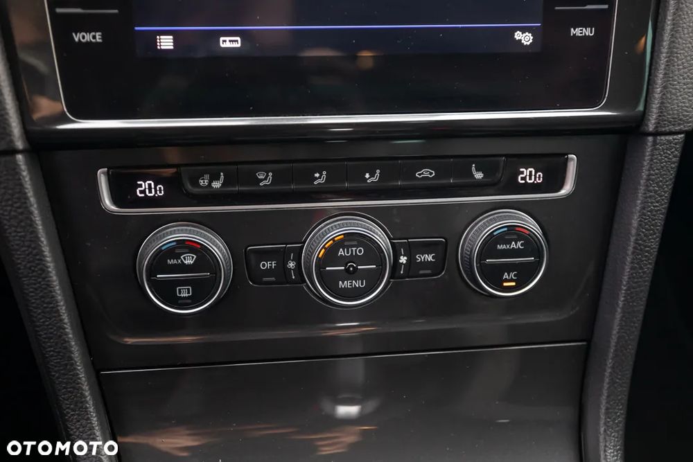 Volkswagen Golf VII 1.6 TDI BMT Comfortline DSG - 29