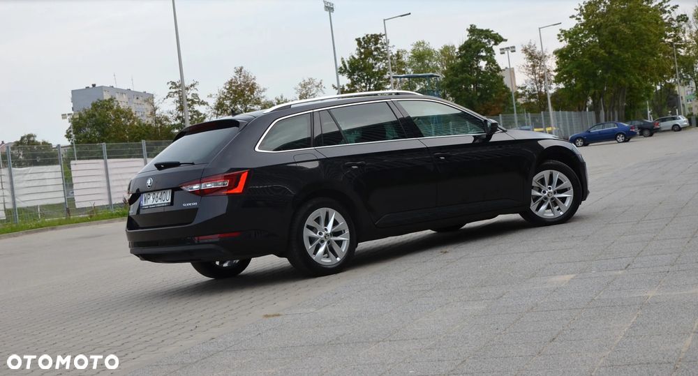 Skoda Superb 2.0 TDI Style - 14