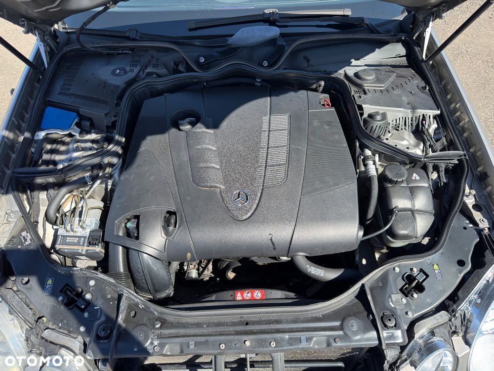 Mercedes-Benz Klasa E 220 CDI Automatik Classic BusinessEDITION - 36