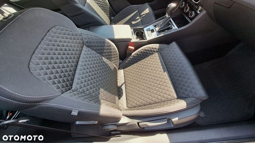 Skoda Superb 2.0 TDI SCR Style DSG - 20