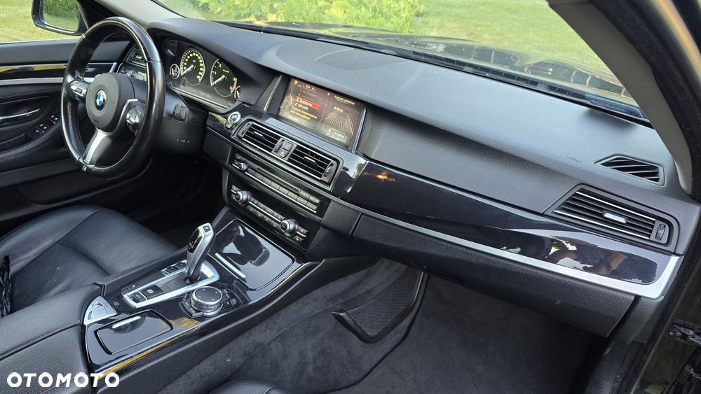 BMW Seria 5 518d - 21