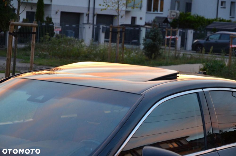 Lexus ES 300h F Sport - 10