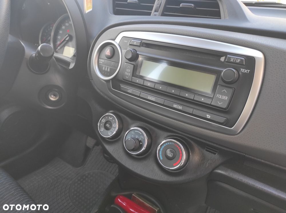 Toyota Yaris - 6