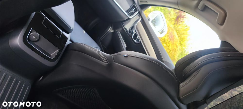 Volvo S90 T8 AWD Plug-In Hybrid Inscription - 25